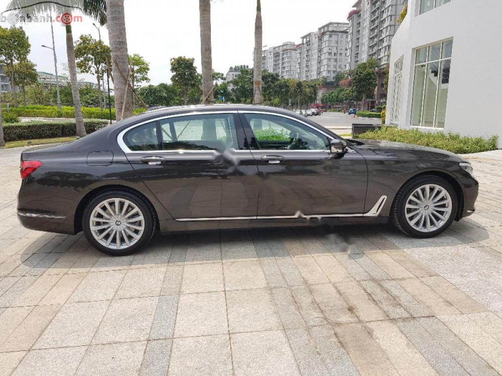 BMW 7 Series 740Li 2019 - Bán BMW 740Li sản xuất năm 2019, màu nâu, nhập khẩu