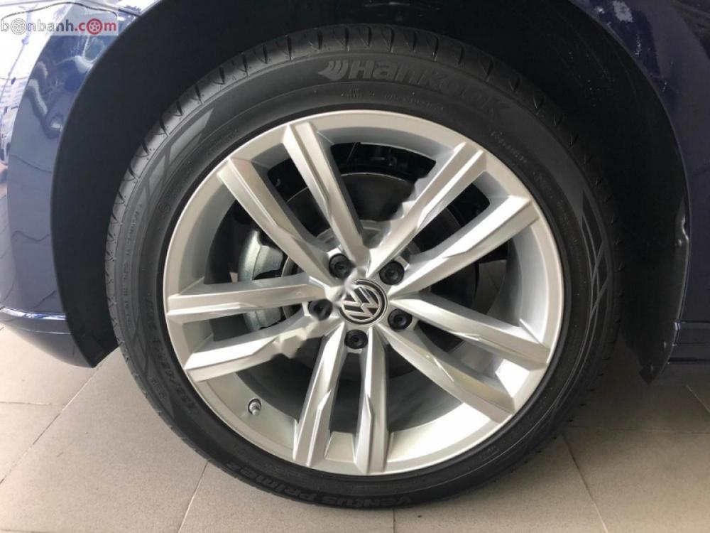 Volkswagen Passat 2018 - Bán xe Volkswagen Passat 2018, màu xanh lam, nhập khẩu