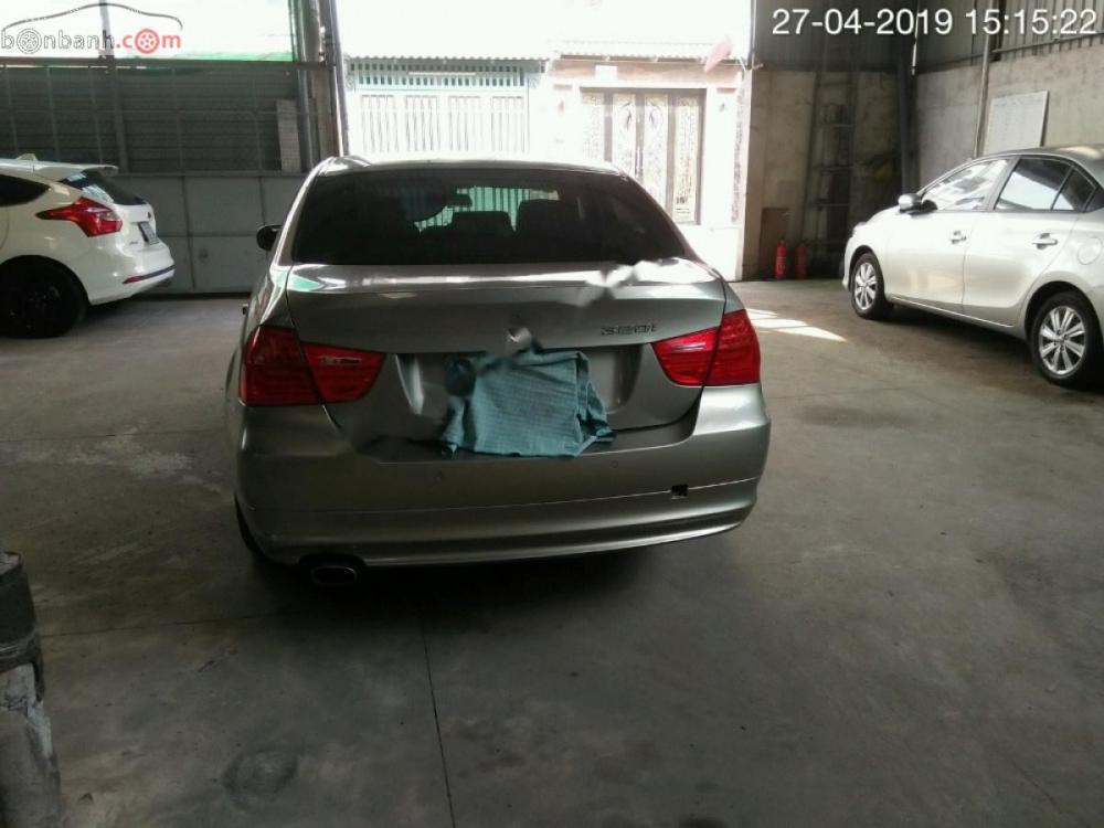 BMW 3 Series 320i 2011 - Cần bán BMW 3 Series 320i sản xuất năm 2011, xe nhập