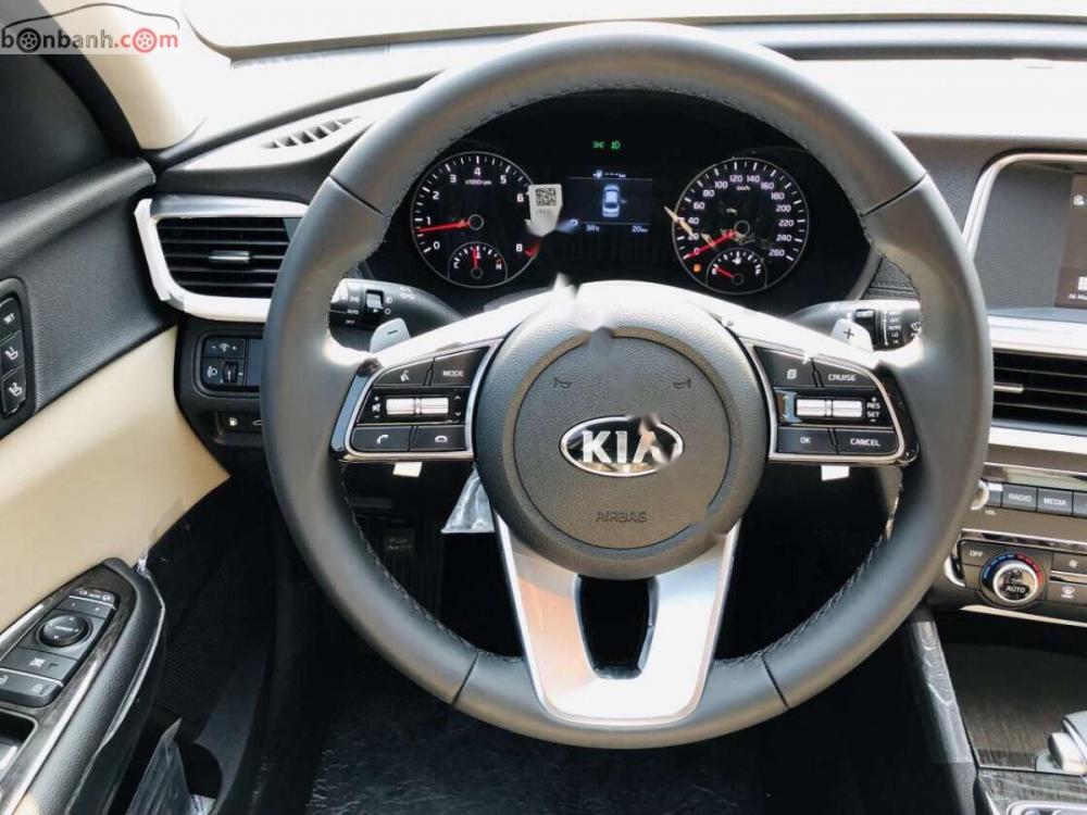 Kia Optima 2.0 AT 2019 - Bán Kia Optima 2.0 AT đời 2019, màu đỏ, xe mới 100%