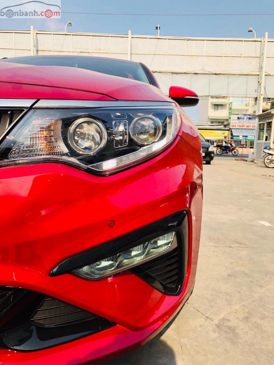 Kia Optima 2.0 AT 2019 - Bán Kia Optima 2.0 AT đời 2019, màu đỏ, xe mới 100%