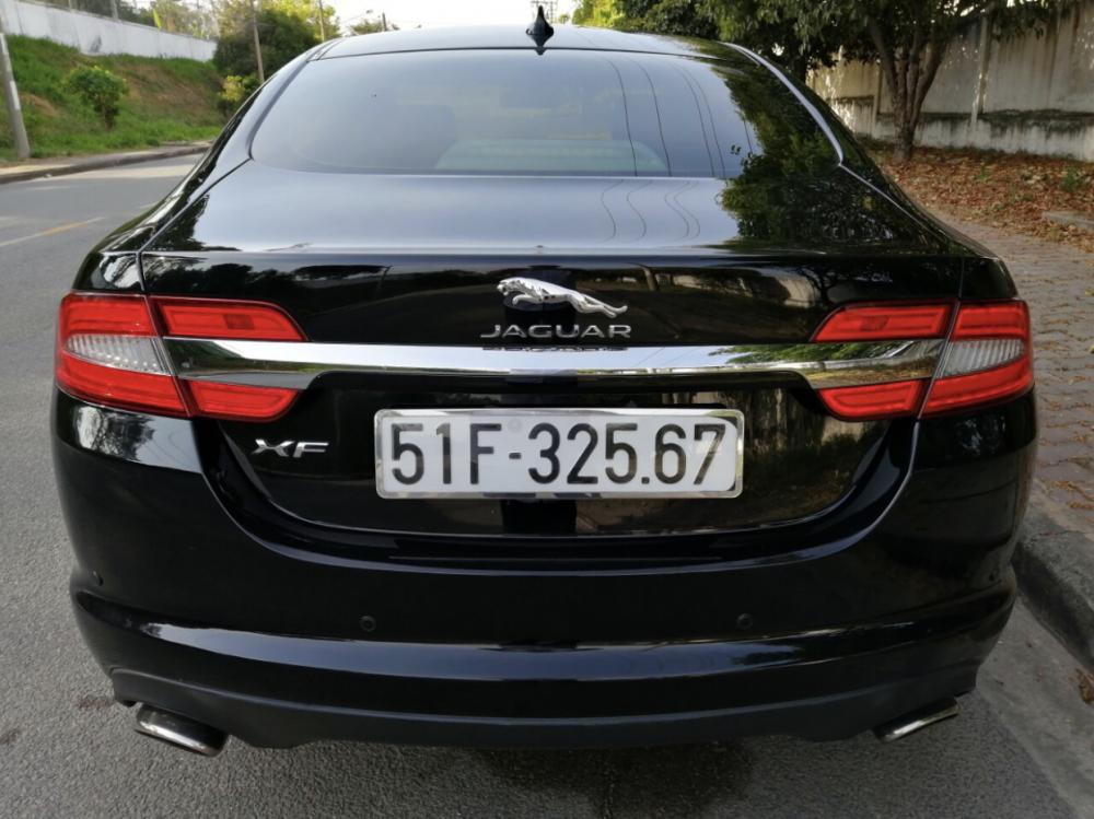 Jaguar XF Premium Luxury 2.0 2015 - Bán Jaguar XF Premium Luxury 2.0 đời 2016, màu đen, xe nhập