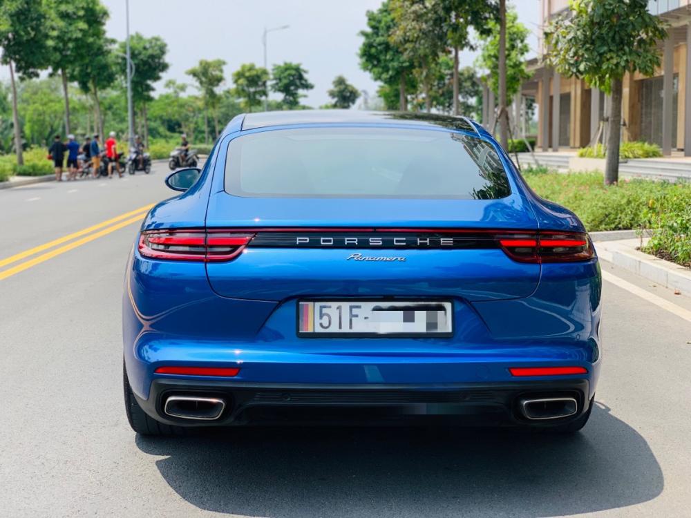 Porsche Panamera 2017 - Bán xe Porsche Panamera sản xuất 2017, màu xanh lam xe nhập