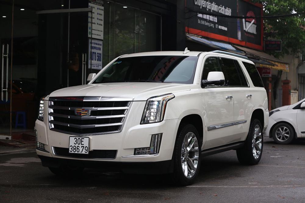 Cadillac Escalade 2015 - Cần bán Cadillac Escalade đời 2016, màu trắng, nhập khẩu