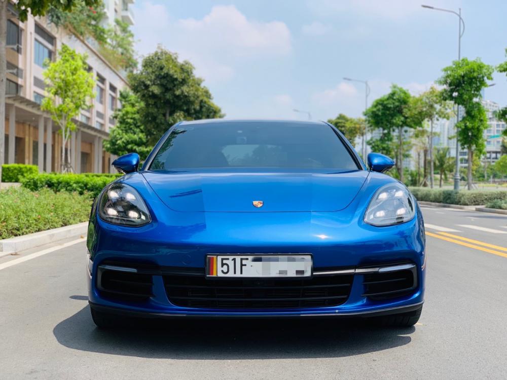 Porsche Panamera 2017 - Bán xe Porsche Panamera sản xuất 2017, màu xanh lam xe nhập