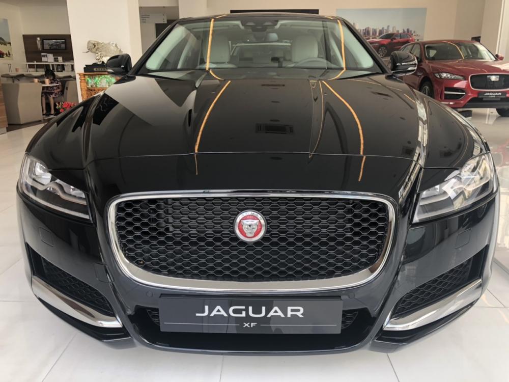 Jaguar XF 2019 - Hotline 093 22222 53 - bán giá xe Jaguar XF Prestige 2019 màu trắng, đen, đỏ, xanh, chính hãng