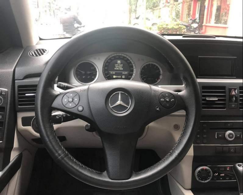 Mercedes-Benz GLK Class  300   2011 - Bán Mercedes GLK300 năm 2011, màu vàng, chính chủ, giá chỉ 688 triệu