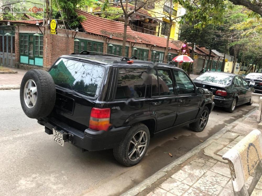 Jeep Cherokee 5.7 MT AWD 1994 - Bán Jeep Cherokee 5.7 MT AWD đời 1994, màu đen, nhập khẩu, giá chỉ 78 triệu