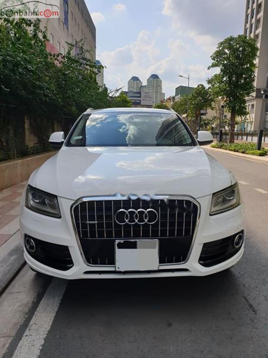 Audi Q5 2.0 AT 2013 - Cần bán lại xe Audi Q5 2.0 AT đời 2013, màu trắng, xe nhập đẹp như mới