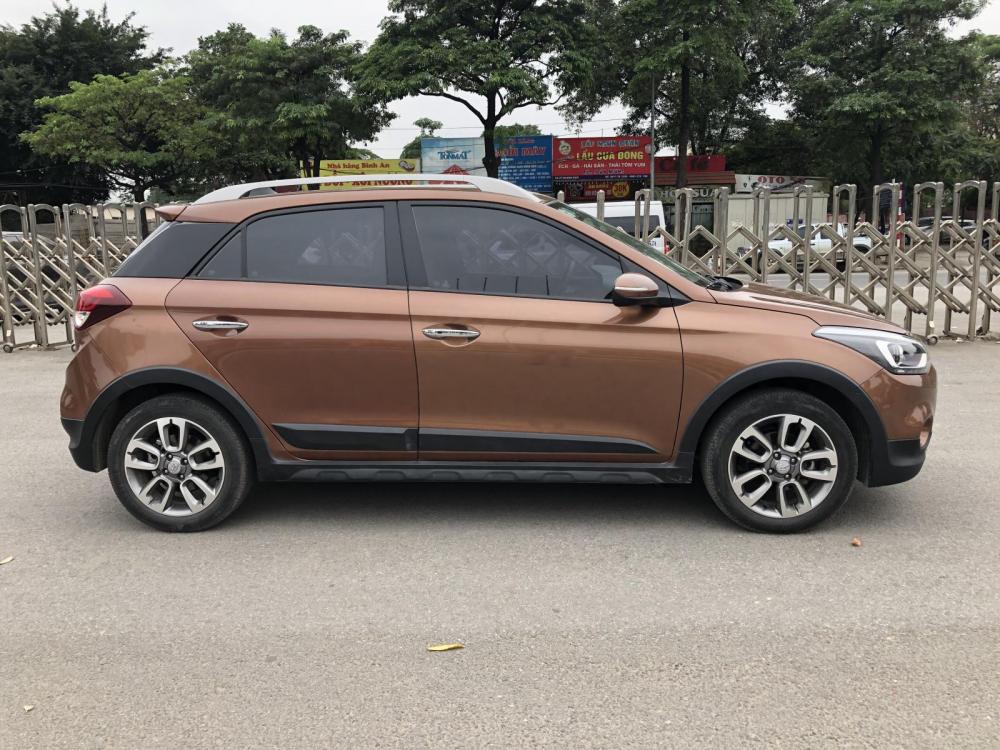 Hyundai i20 Active 1.4AT 2016 - Bán xe Hyundai i20 Active 1.4AT 2016 nhập khẩu