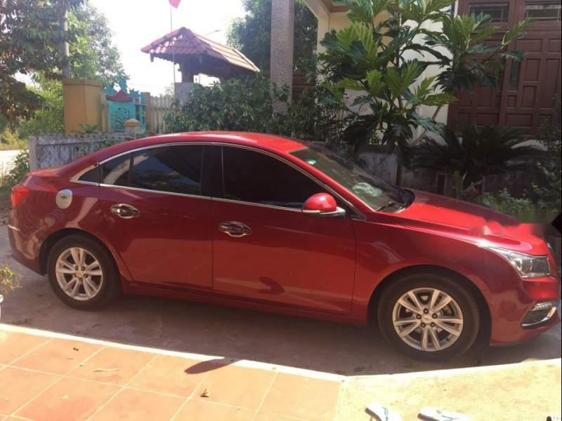 Chevrolet Cruze 2015 - Bán xe Chevrolet Cruze năm sản xuất 2015, màu đỏ còn mới