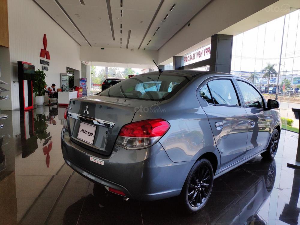 Mitsubishi Attrage CVT 2019 - Bán Mitsubishi Attrage CVT 2019, tại Quảng Trị, màu Bạc, có sẵn giao ngay, hỗ trợ góp 80%