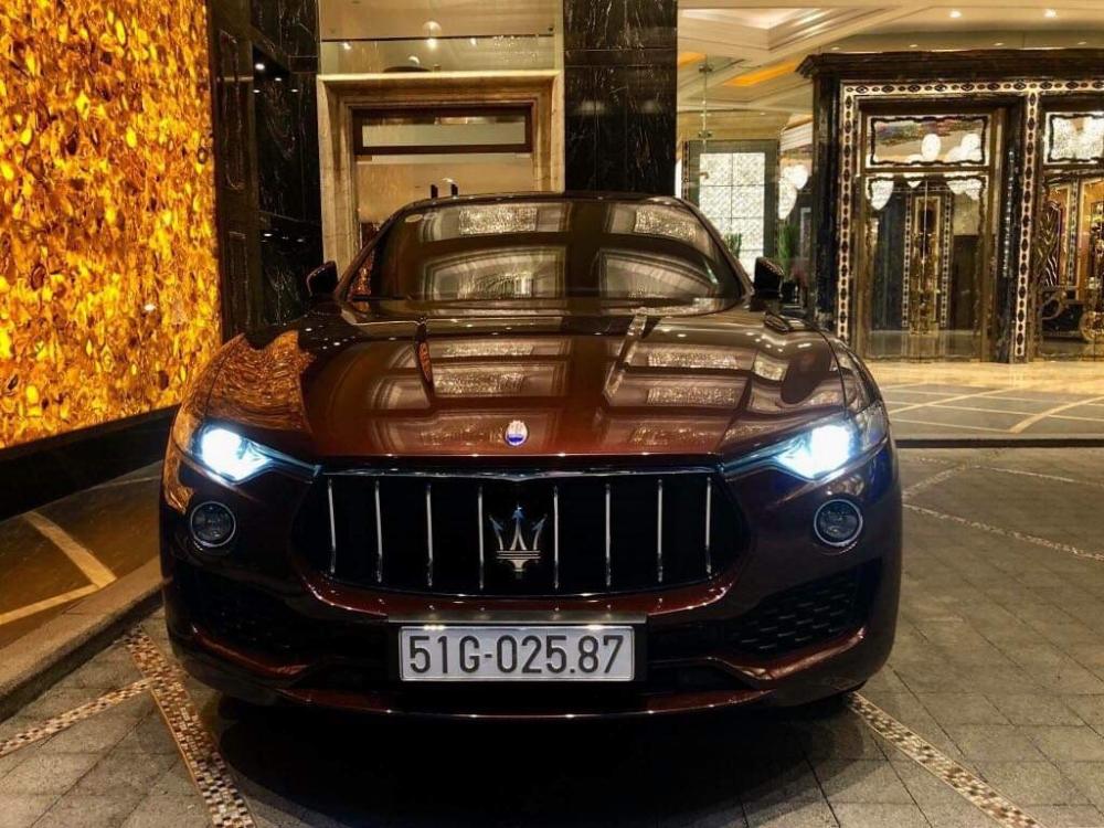 Maserati 2017 - Bán xe Maserati Levante sản xuất năm 2017, xe nhà sử dụng đang còn mới tinh