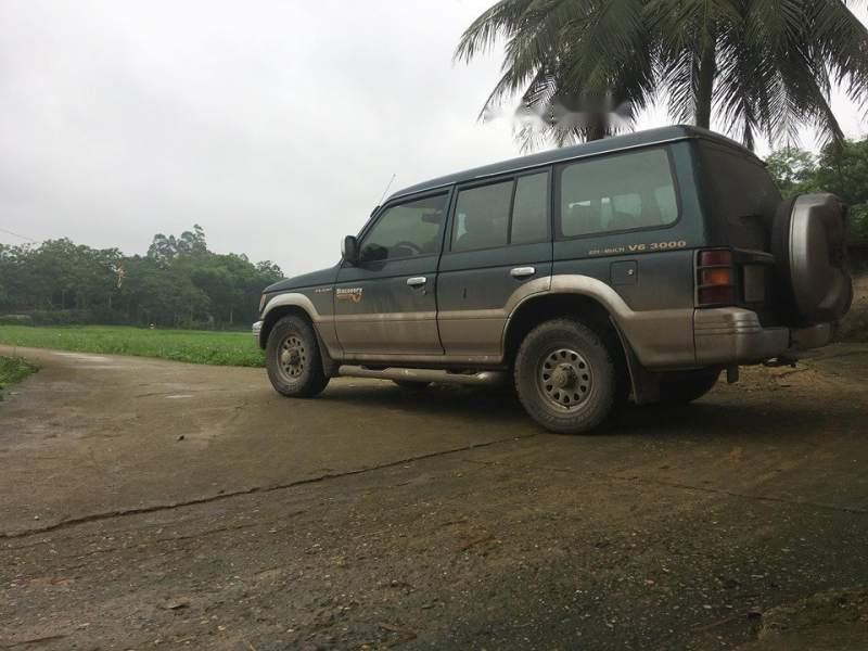 Mitsubishi Pajero 2002 - Cần bán gấp Mitsubishi Pajero đời 2002