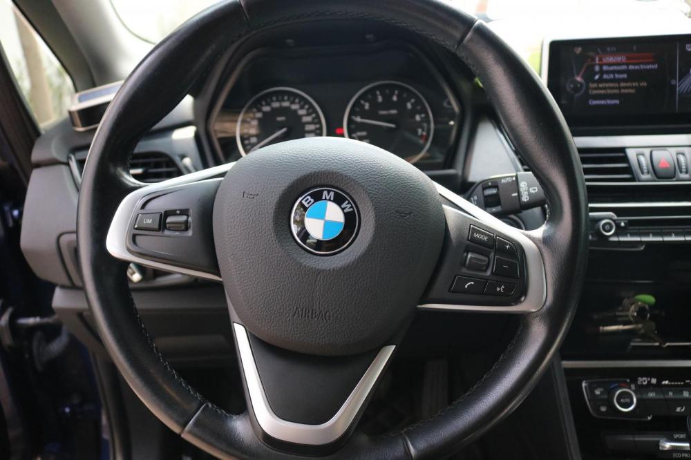BMW 2 Series 218i Active Tourer 2015 - Bán ô tô BMW 218i Active Tourer 2016, đã đi 35.000km còn rất mới