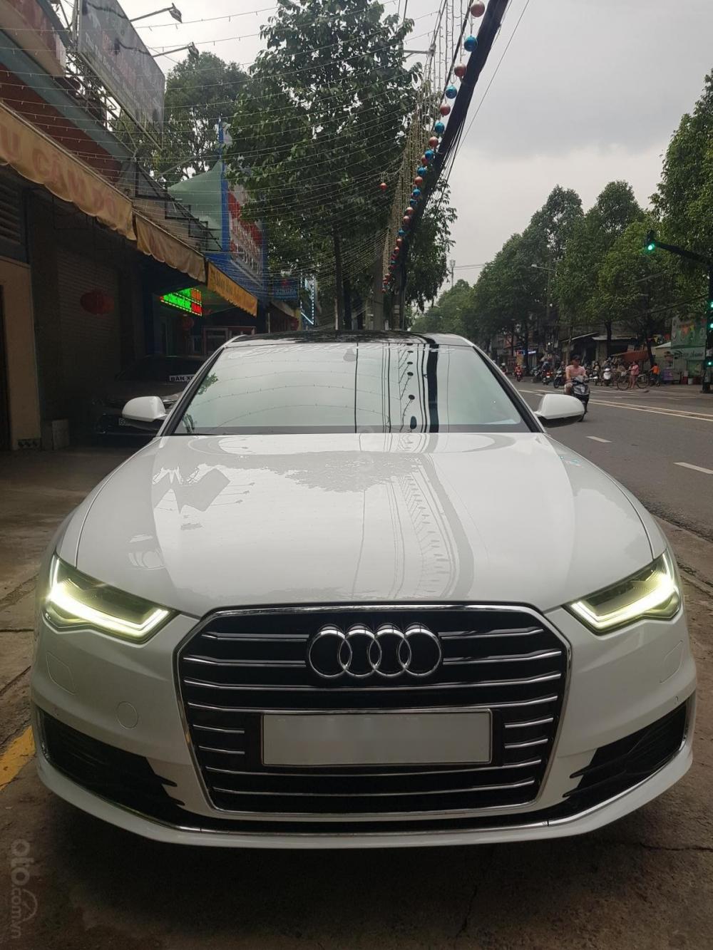 Audi A6 2015 - Bán Audi A6 1.8 TFSI full led SX 2015, ĐKLĐ 2016, xe cực đẹp