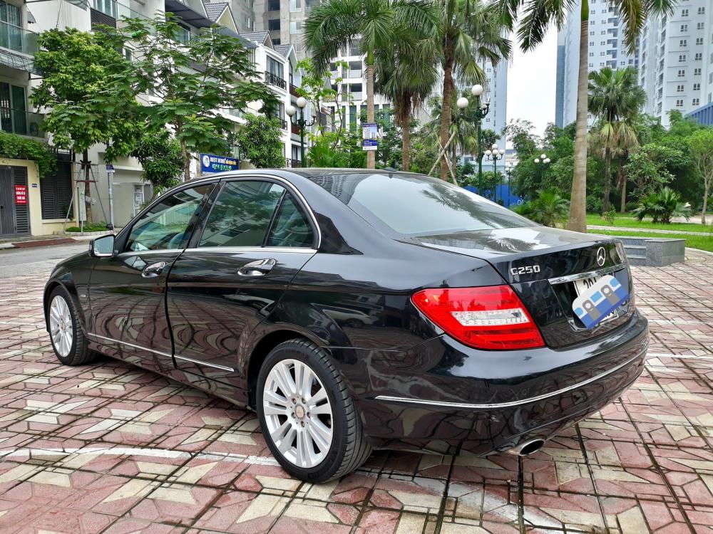 Mercedes-Benz C class C250 2011 - Bán Mercedes C250 2012, màu đen