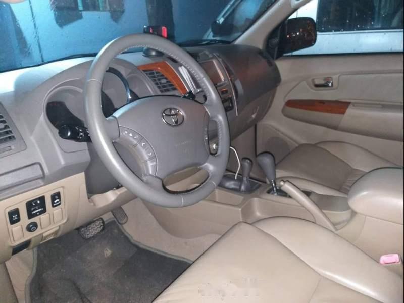 Toyota Fortuner   2011 - Bán Toyota Fortuner sản xuất năm 2011, nhập khẩu nguyên chiếc, không va chạm, không ngập nước