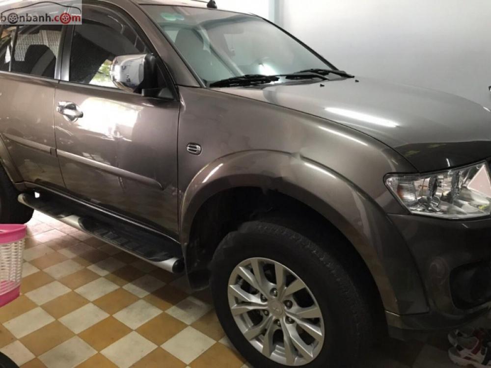 Mitsubishi Pajero Sport 3.0AT 2016 - Bán xe Pajero Sport màu nâu, số tự động, máy 3.0, Sx năm 2016