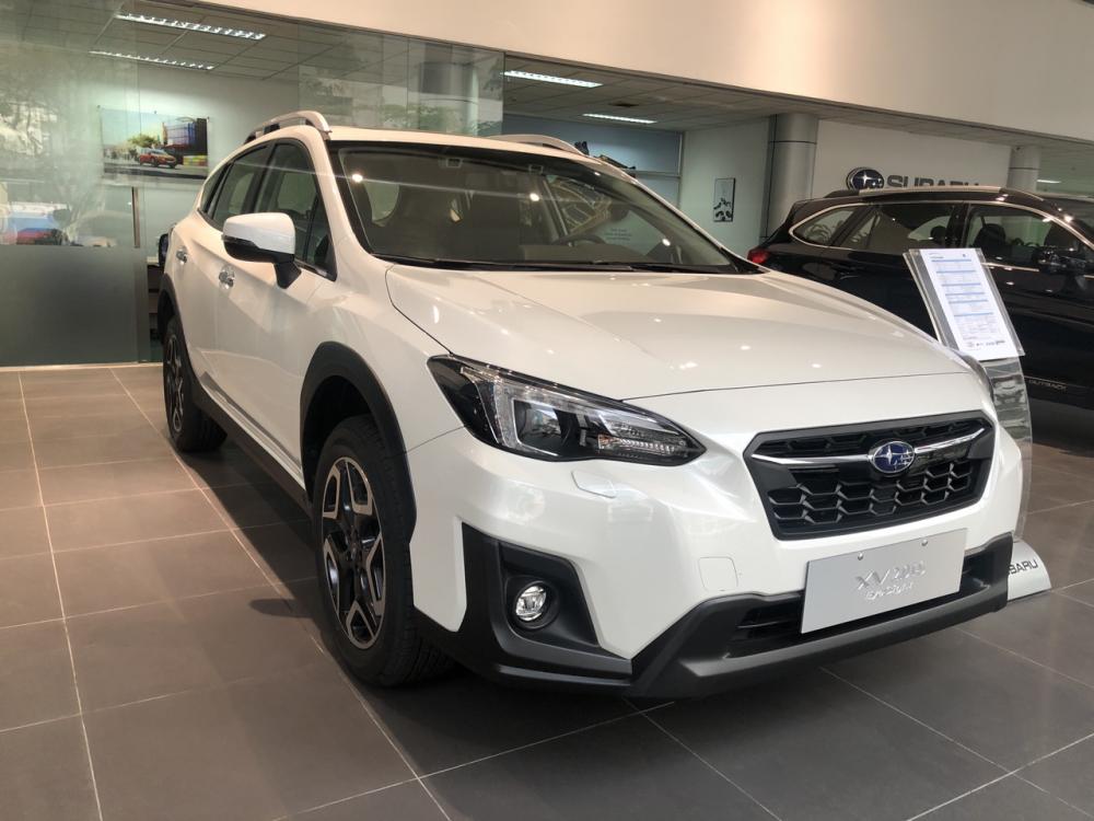 Subaru XV 2.0i-S EyeSight  2018 - Cần bán Subaru XV 2.0i-S EyeSight sản xuất 2018, màu trắng, xe nhập