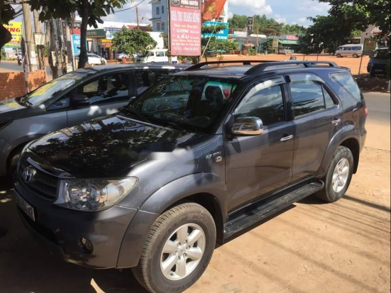 Toyota Fortuner   2011 - Bán Toyota Fortuner sản xuất năm 2011, nhập khẩu nguyên chiếc, không va chạm, không ngập nước