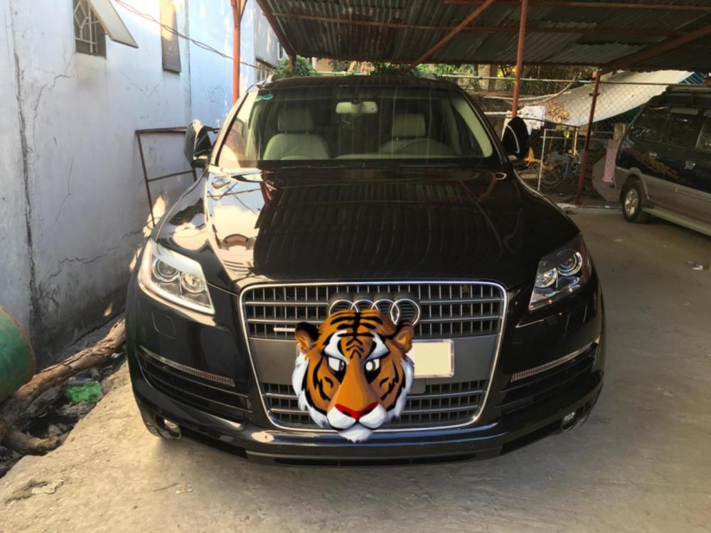 Audi Q7   2008 - Mình cần bán chiếc Audi Q7 model 2008, màu đen, bản full option, nhập khẩu Đức