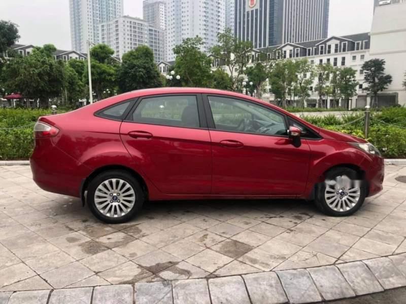 Ford Fiesta    2011 - Bán Ford Fiesta sản xuất năm 2011, màu đỏ