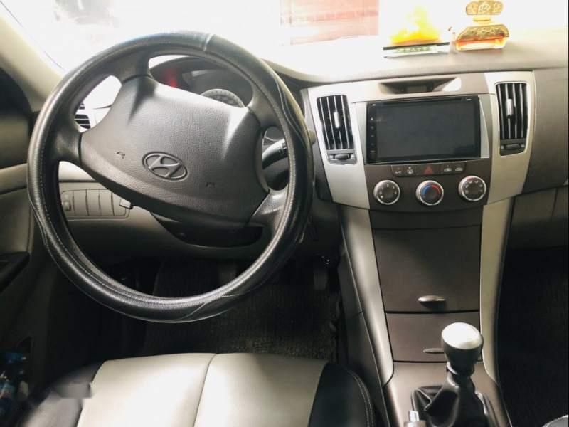 Hyundai Sonata   2009 - Bán Hyundai Sonata đời 2009, màu bạc, nhập khẩu 