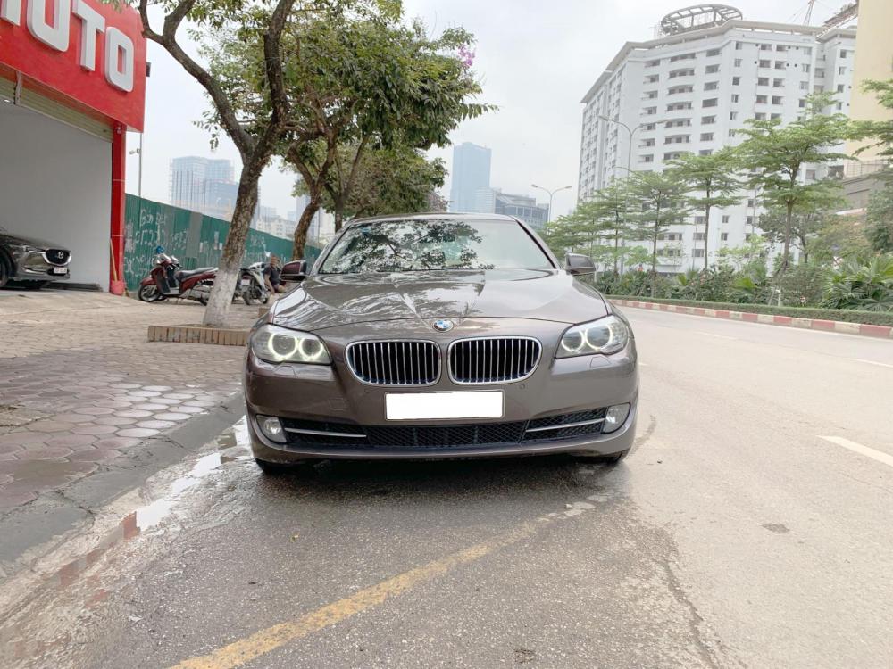 BMW 5 Series 520i 2013 - Bán BMW 5 Series 520i năm 2013, màu nâu, nhập khẩu nguyên chiếc