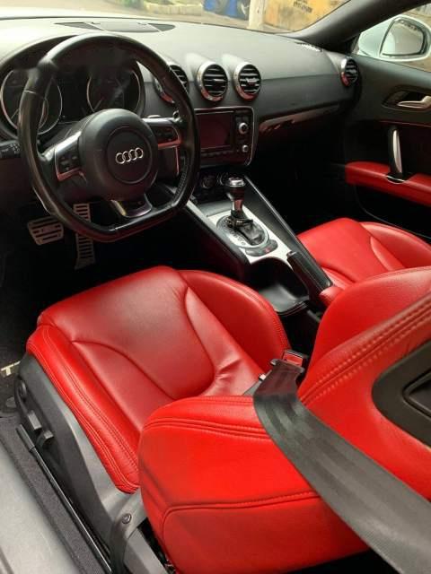 Audi TT Sport 2010 - Cần bán gấp Audi TT Sport sản xuất 2010, màu trắng, nhập khẩu