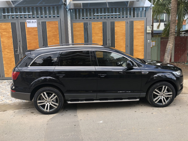 Audi Q7 AT 2008 - Bán Audi Q7 màu đen 2008 bản full nhé, ghế điện, cốp điện