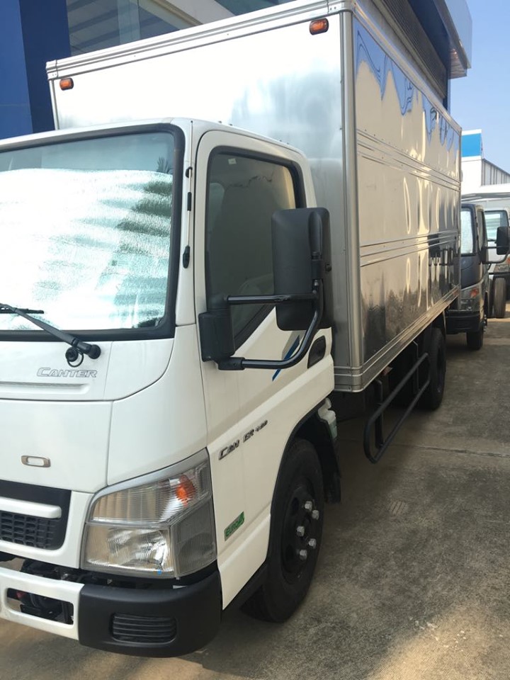 Genesis 4.99 2019 - Bán Fuso Canter 4.99 năm sản xuất 2019, màu trắng, xe nhập, ưu đãi 10.000.000VND