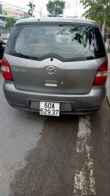 Nissan Grand livina 2012 - Cần bán lại xe Nissan Grand livina năm sản xuất 2012, màu xám