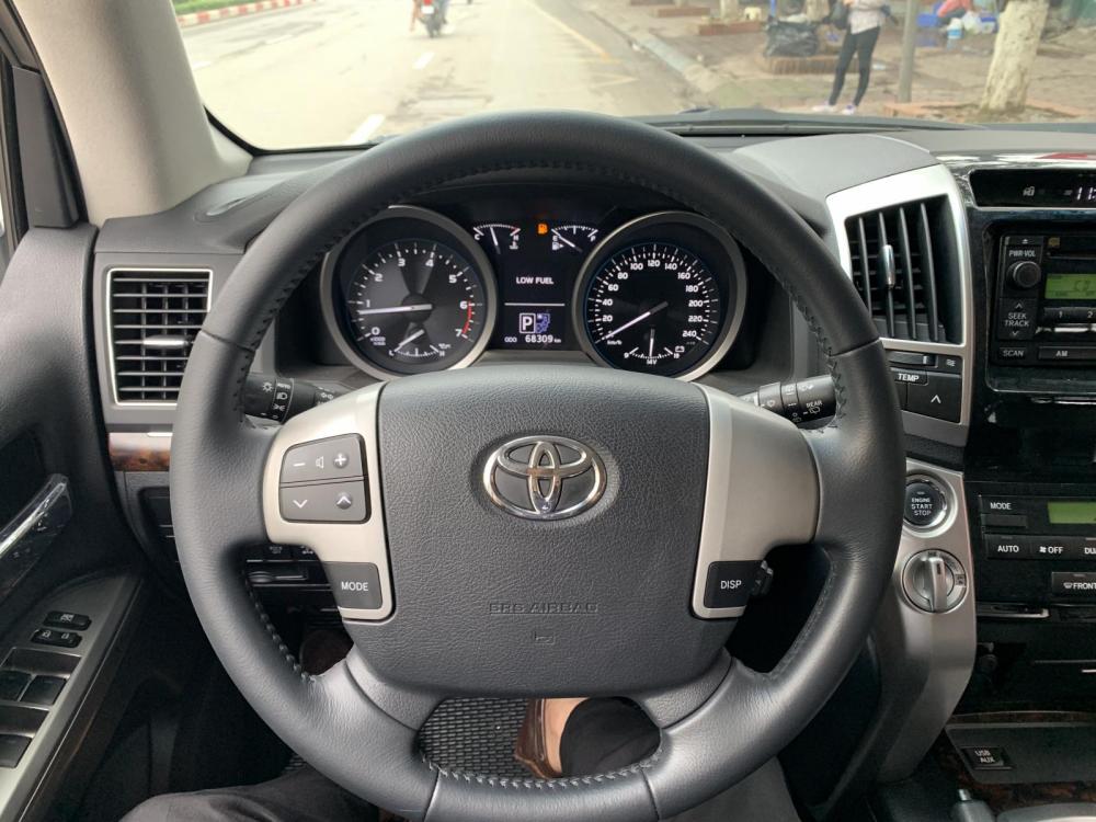 Toyota Land Cruiser 4.6 2014 - Bán Toyota Land Cruiser 4.6 sx 2014 tên công ty xuất hoá đơn cao