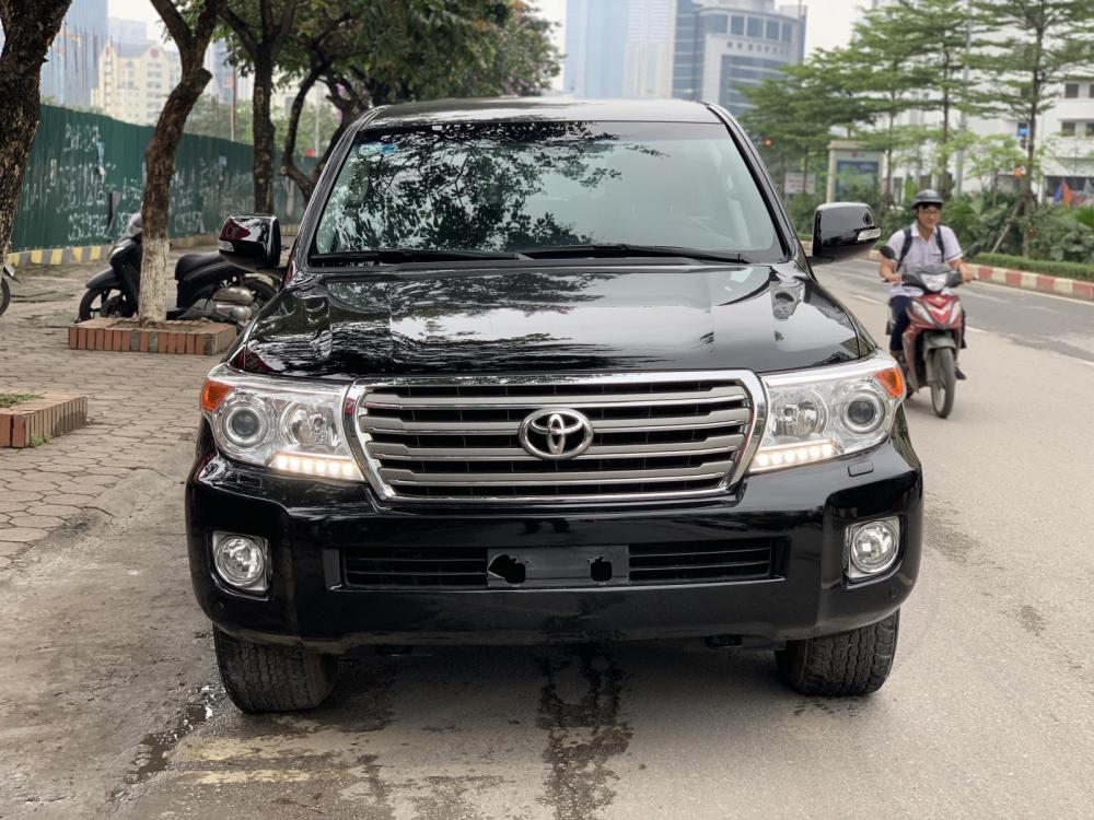 Toyota Land Cruiser 4.6 2014 - Bán Toyota Land Cruiser 4.6 sx 2014 tên công ty xuất hoá đơn cao