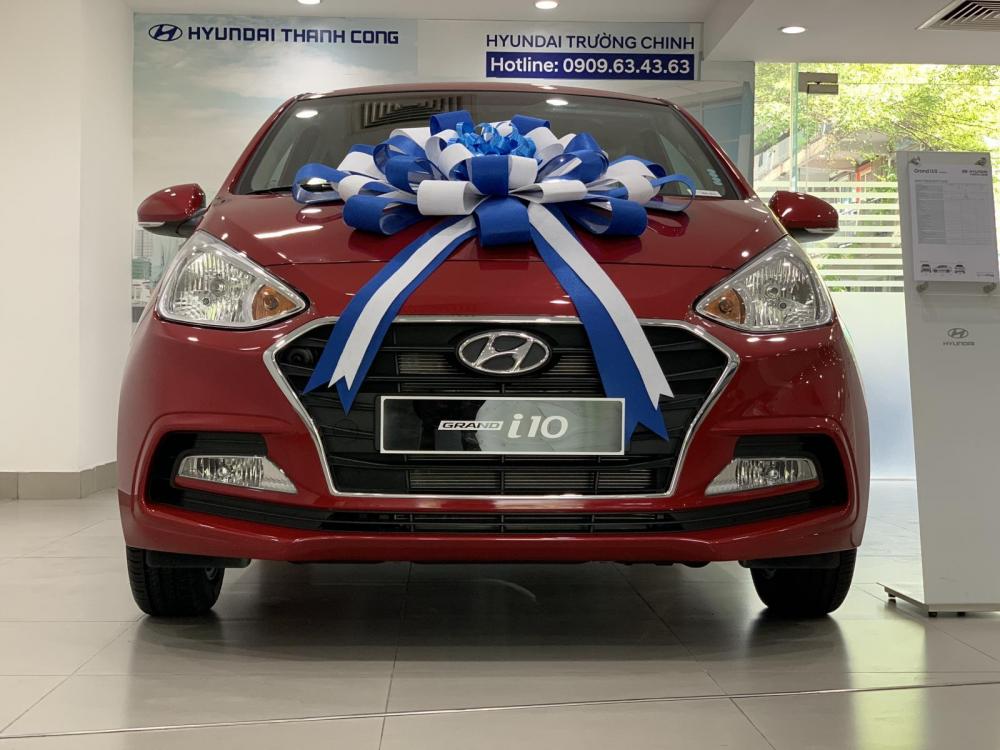 Hyundai Grand i10 1.2 MT  2019 - Hyundai Grand i10 sedan MT đỏ nhận xe ngay chỉ với 130tr, hỗ trợ đăng ký Grab, tặng bộ PK cao cấp, hỗ trợ vay trả góp