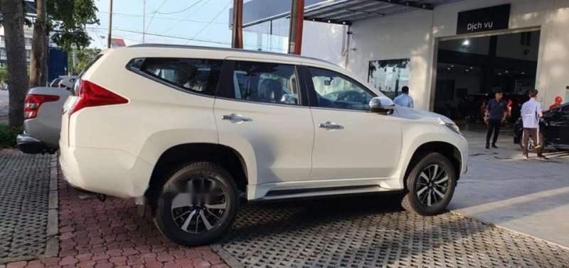 Mitsubishi Pajero Sport 2019 - Bán xe Mitsubishi Pajero Sport 2019, màu trắng, nhập khẩu 