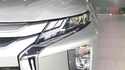 Mitsubishi Triton 4x2 AT 2019 - Bán xe Mitsubishi Triton 4x2 AT 2019, tại Quảng Trị, màu bạc, nhập khẩu, giá 730tr, hỗ trợ góp 80%