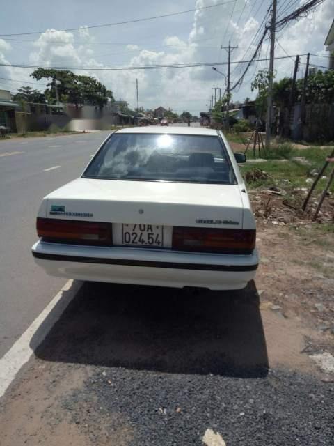 Nissan Bluebird   1992 - Bán Nissan Bluebird 1992, màu trắng, nhập khẩu