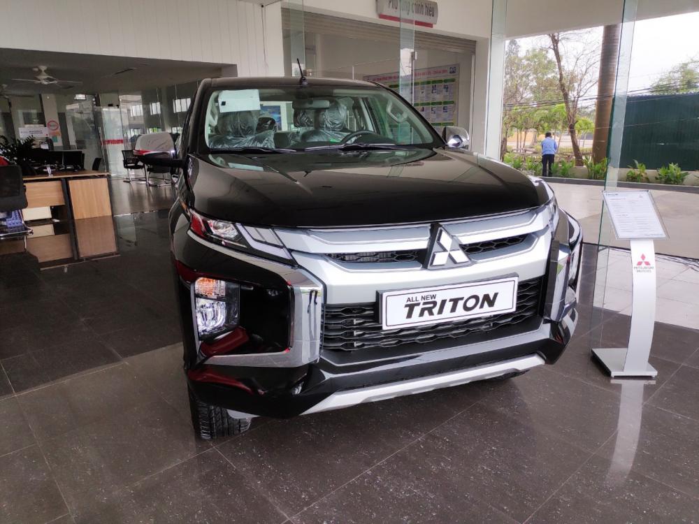 Mitsubishi Triton 4x4 AT 2019 - Bán xe bán tải Triton Mitsubishi 2019, tại Quảng Trị, màu đen, nhập khẩu, giá 730,5tr, hỗ trợ vay 80%