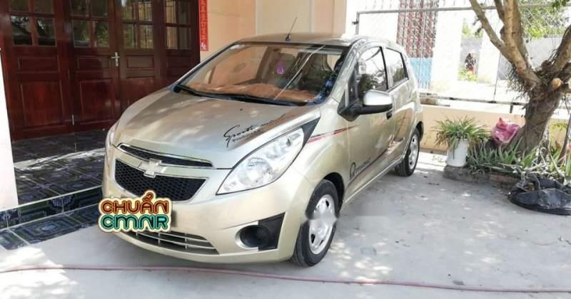 Chevrolet Spark 2012 - Bán Chevrolet Spark năm sản xuất 2012, màu vàng chính chủ