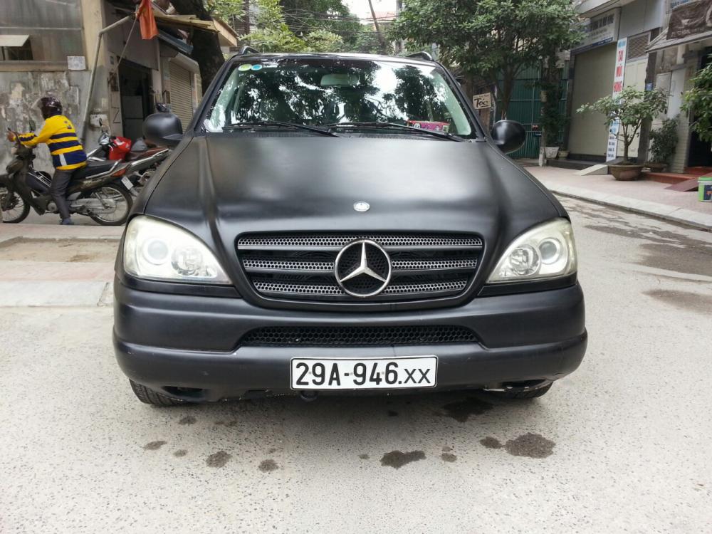 Mercedes-Benz ML Class 320 2002 - Xe Mercedes 320 đời 2002, màu đen, nhập khẩu chính hãng, số tự động giá cạnh tranh