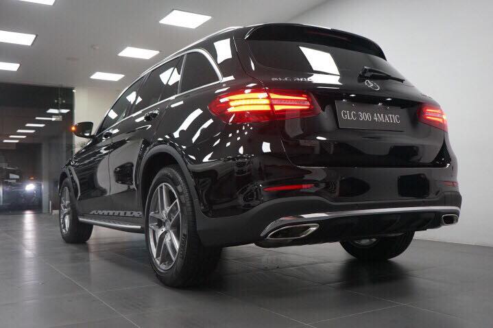 Mercedes-Benz GLC-Class 2019 - Giá xe Mercedes GLC300 4Matic AMG khuyến mãi, thông số, giá lăn bánh tháng 02/2020 tặng 50% lệ phí trước bạ