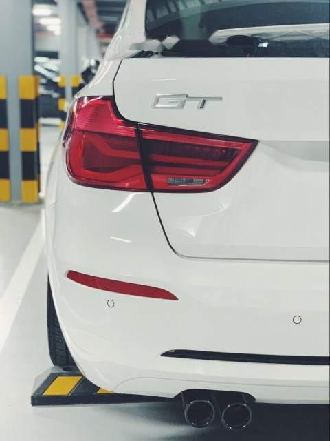 BMW 3 Series  320i GT  2019 - Cần bán BMW 320i GT màu trắng 2019, mới 100%