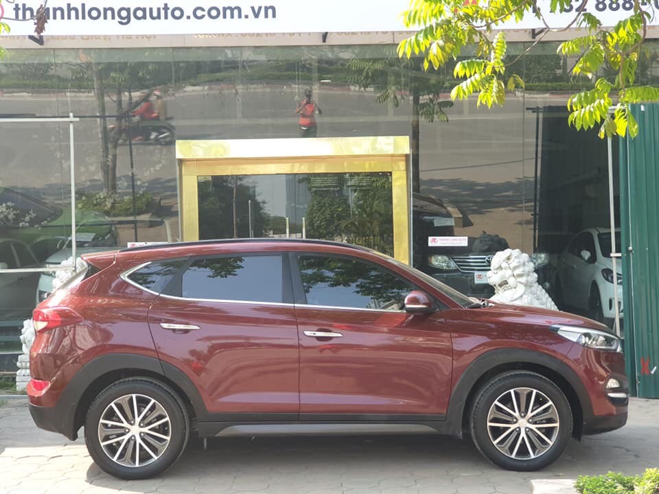 Hyundai Tucson 2.0AT   2015 - Bán Tucson 2.0 AT đặc biệt - nhập khẩu nguyên chiếc. Biển thành phố. Giá 829tr - có thương lượng