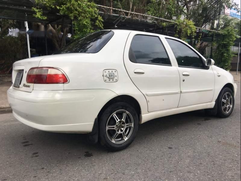 Fiat Albea 1.3 2004 - Cần bán xe Fiat Albea 1.3 2004, màu trắng, giá tốt