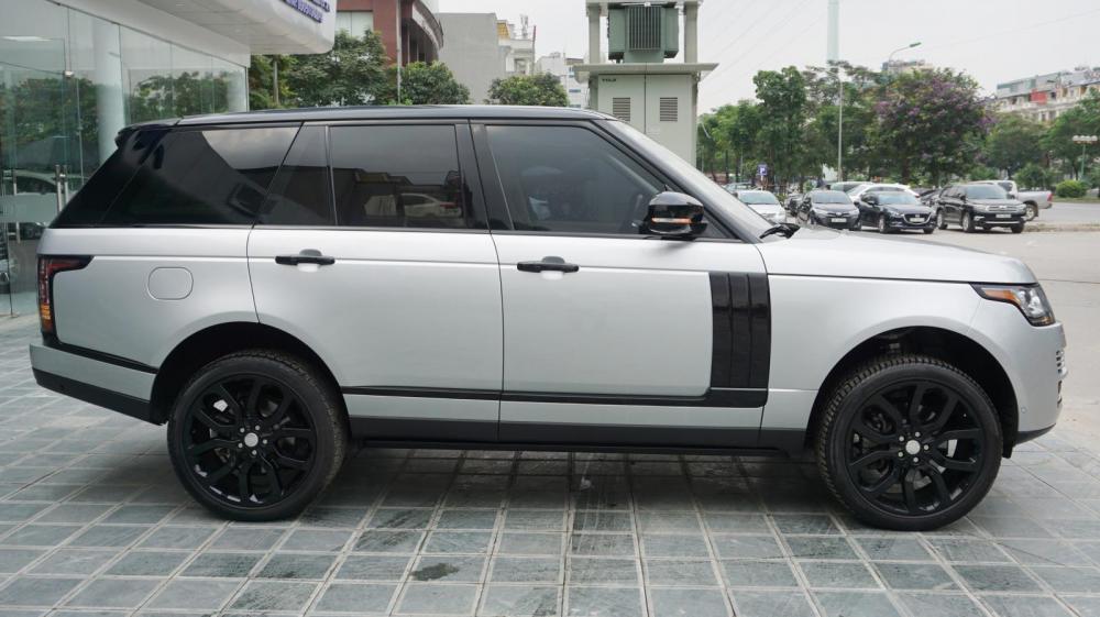 LandRover HSE 3.0 2014 - Bán LandRover Range Rover HSE 3.0 SX 2014, màu bạc, nhập khẩu nguyên chiếc