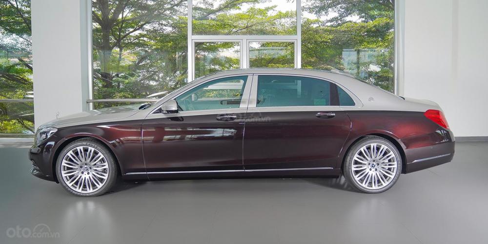 Mercedes-Benz Maybach S500 2017 - Bán Maybach Mercedes-Benz S500 màu ruby black beige, đi 39 km, nhập khẩu, mới 99%