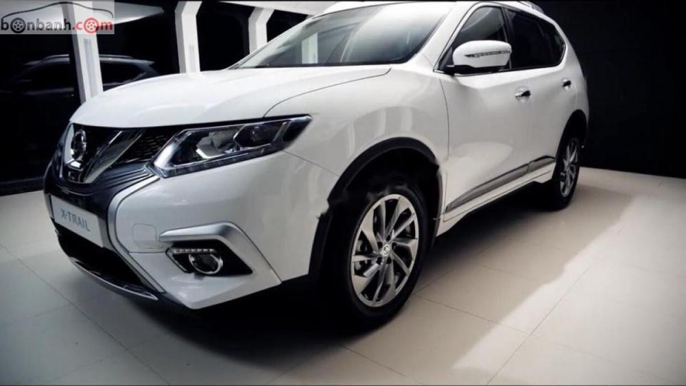 Nissan X trail V Series 2.5 SV Luxury 4WD 2019 - Bán xe Nissan X trail V Series 2.5 SV Luxury 4WD sản xuất năm 2019, màu trắng 