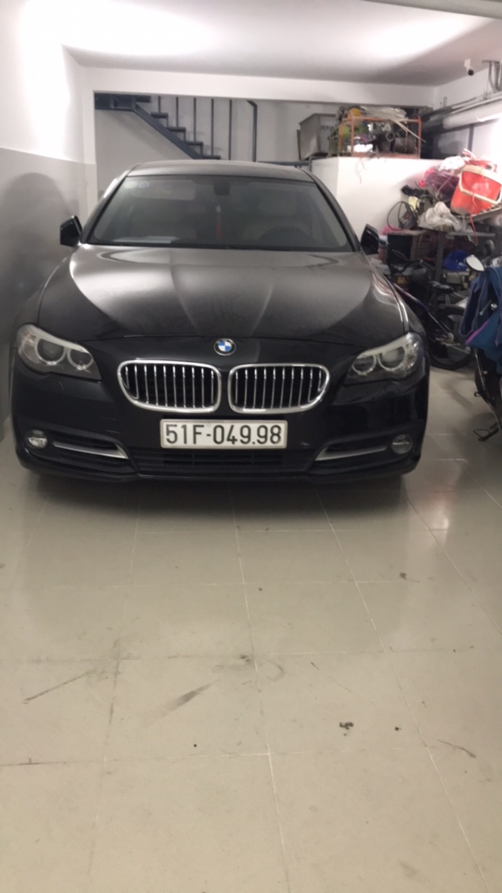 BMW 5 Series 520i 2014 - Cần bán lại xe BMW 520i đăng ký lần đầu 2014, màu đen nhập